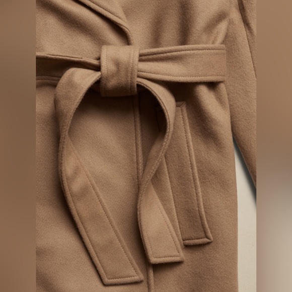 BANANA REPUBLIC OVERSIZED WOOL-CASHMERE WRAP COAT - Picture 10 of 13